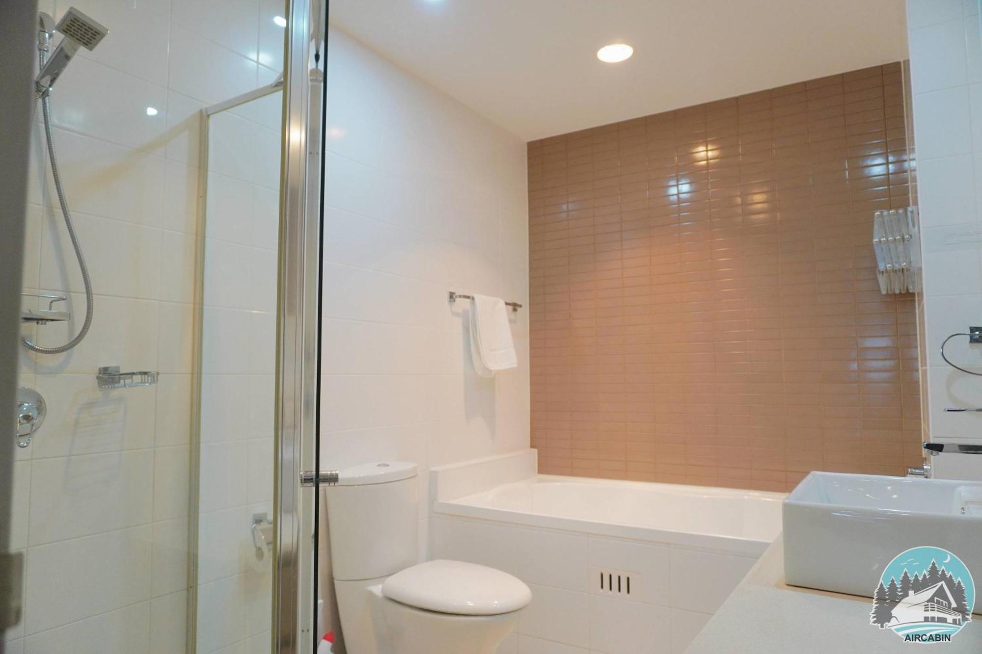 Waterfront Views Modern 3-bed Apt In Rhodes * Sydney
